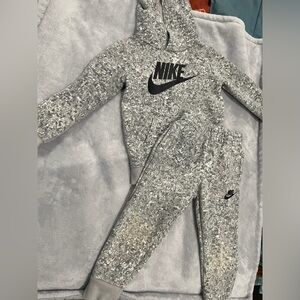 Nike, Boys3T, black and white camouflage warm up suit hoodie